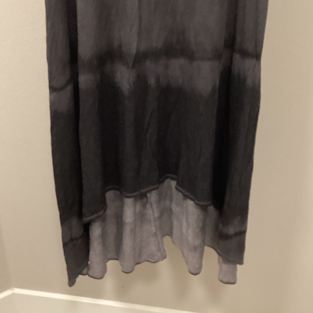 Elegant Black Maxi Skirt - Picture 2 of 5